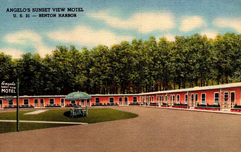 Angelos Sunset View Motel - Vintage Postcard